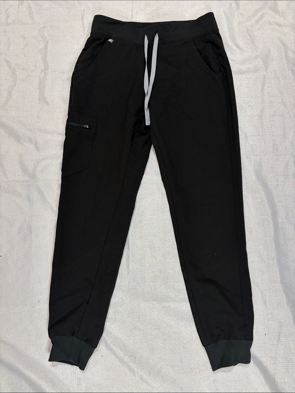 Figs Zamora women’s jogger scrub bottoms pants Black size S 28” inseam